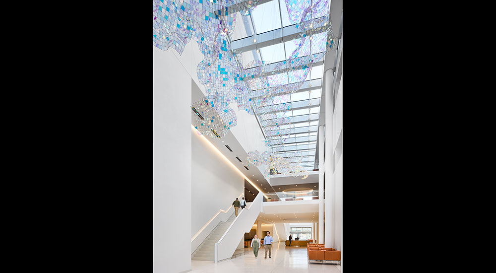Cleveland Clinic – The Jeffrey and Patricia Cole Pavilion At Cole Eye Institute: Photo Tour , slide 0