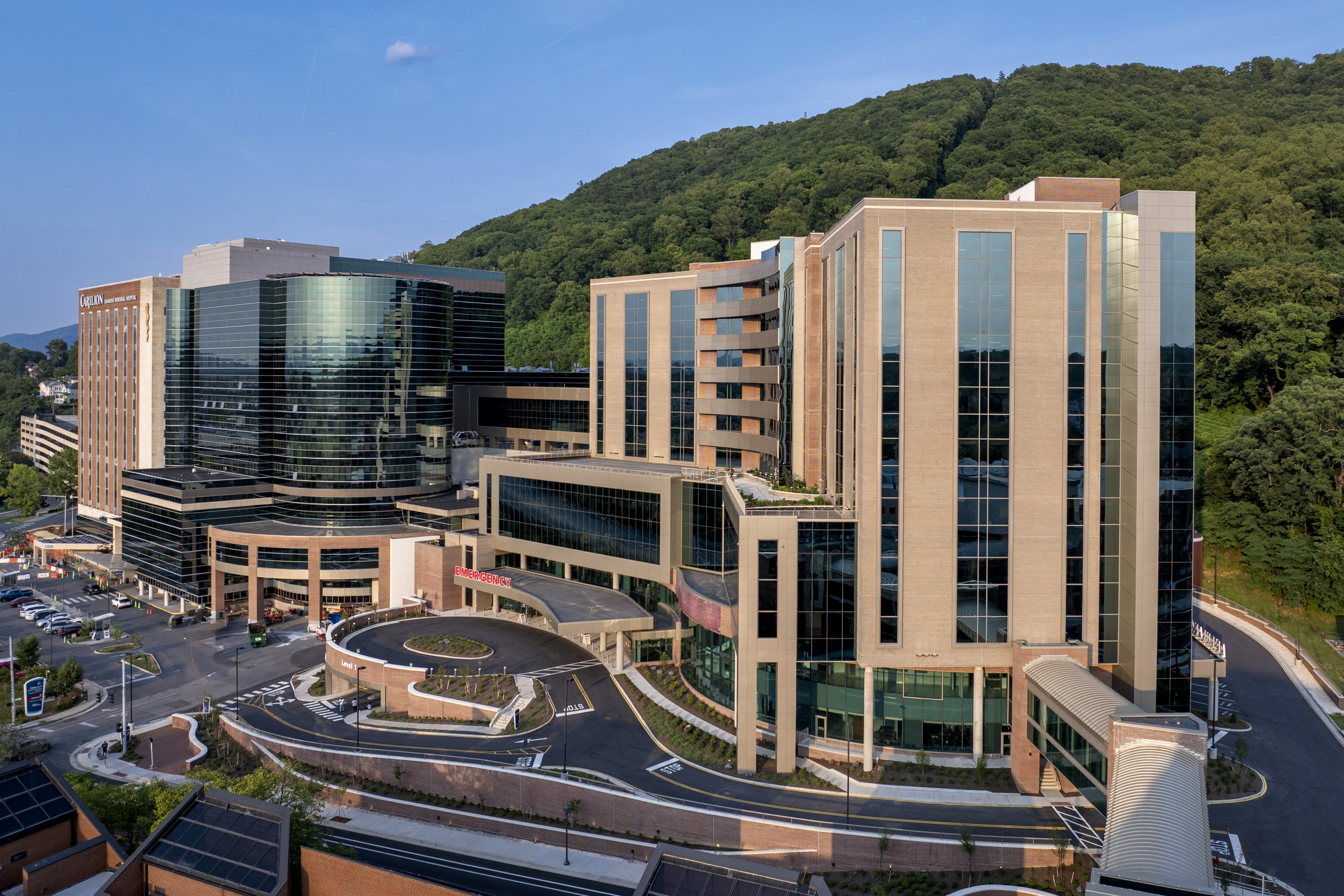 Carilion Roanoke Memorial Hospital Outlines Stacking Strategy To Expand Cardiovascular, ED Services On Campus, slide 1