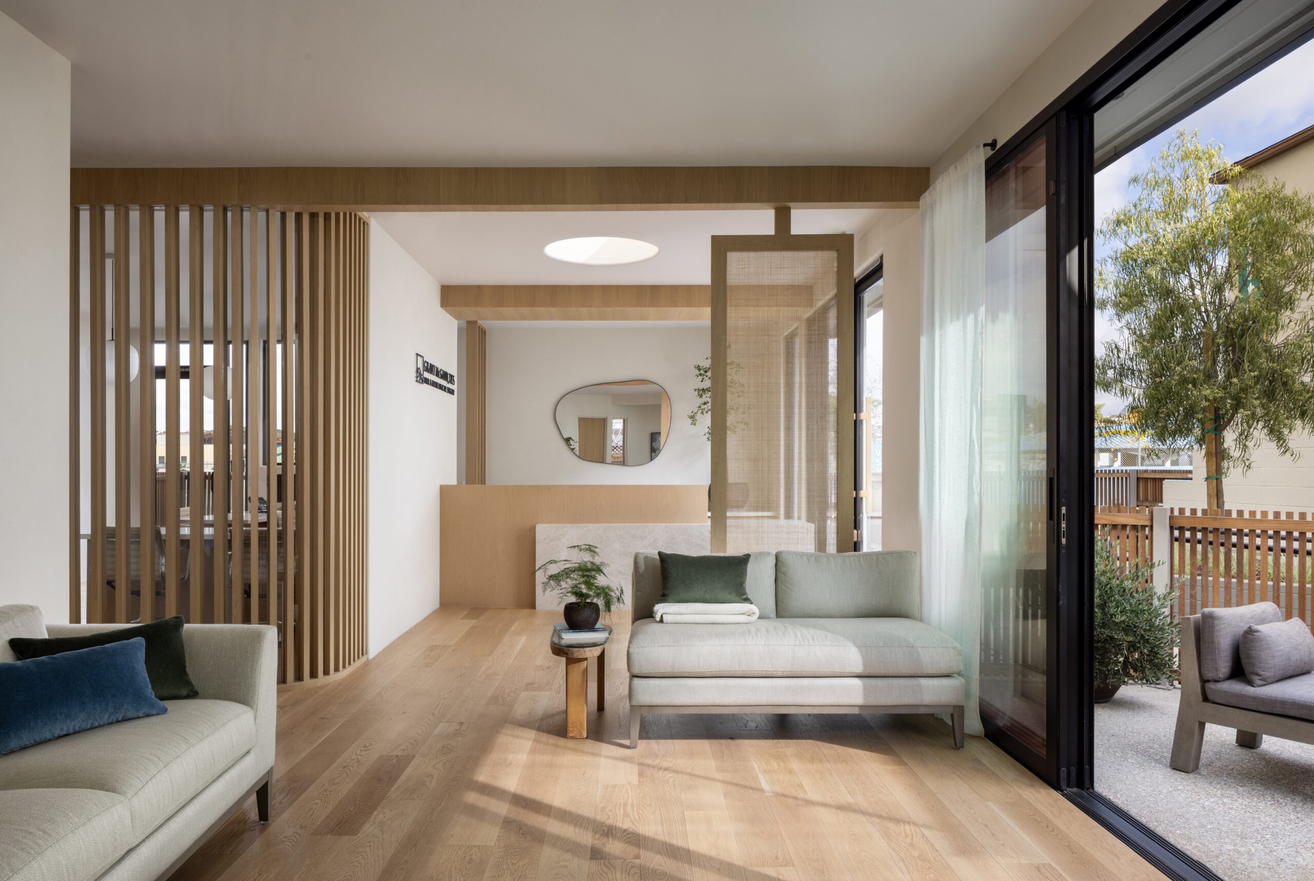 McGann Oral Surgery, San Diego: Photo Tour, slide 1