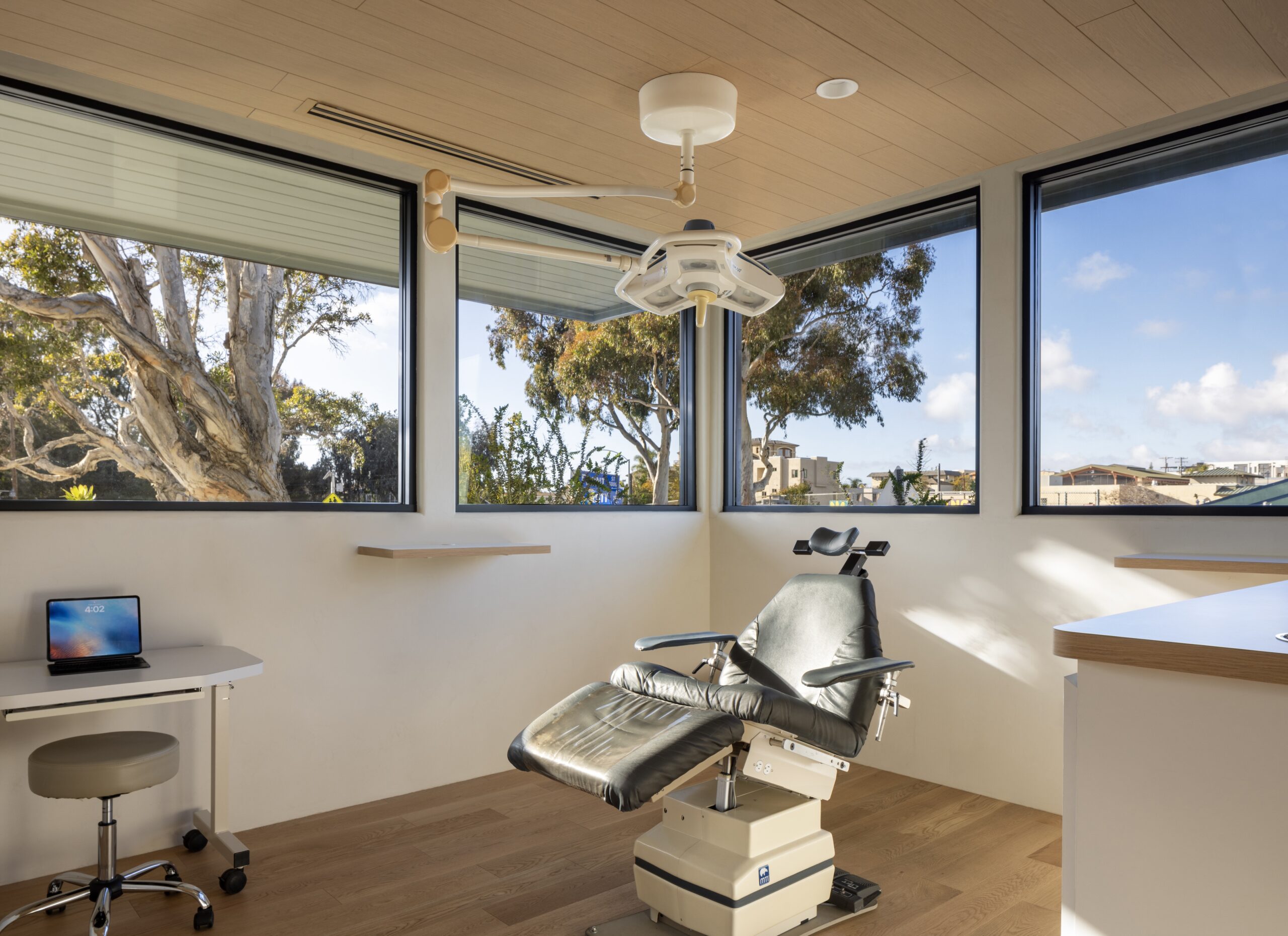 McGann Oral Surgery, San Diego: Photo Tour, slide 8