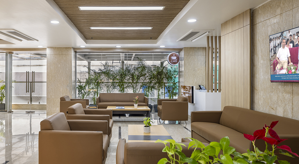 Rama Hospital, Noida, India: Photo Tour, slide 0